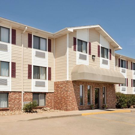 Travelodge By Wyndham Jefferson City Zewnętrze zdjęcie