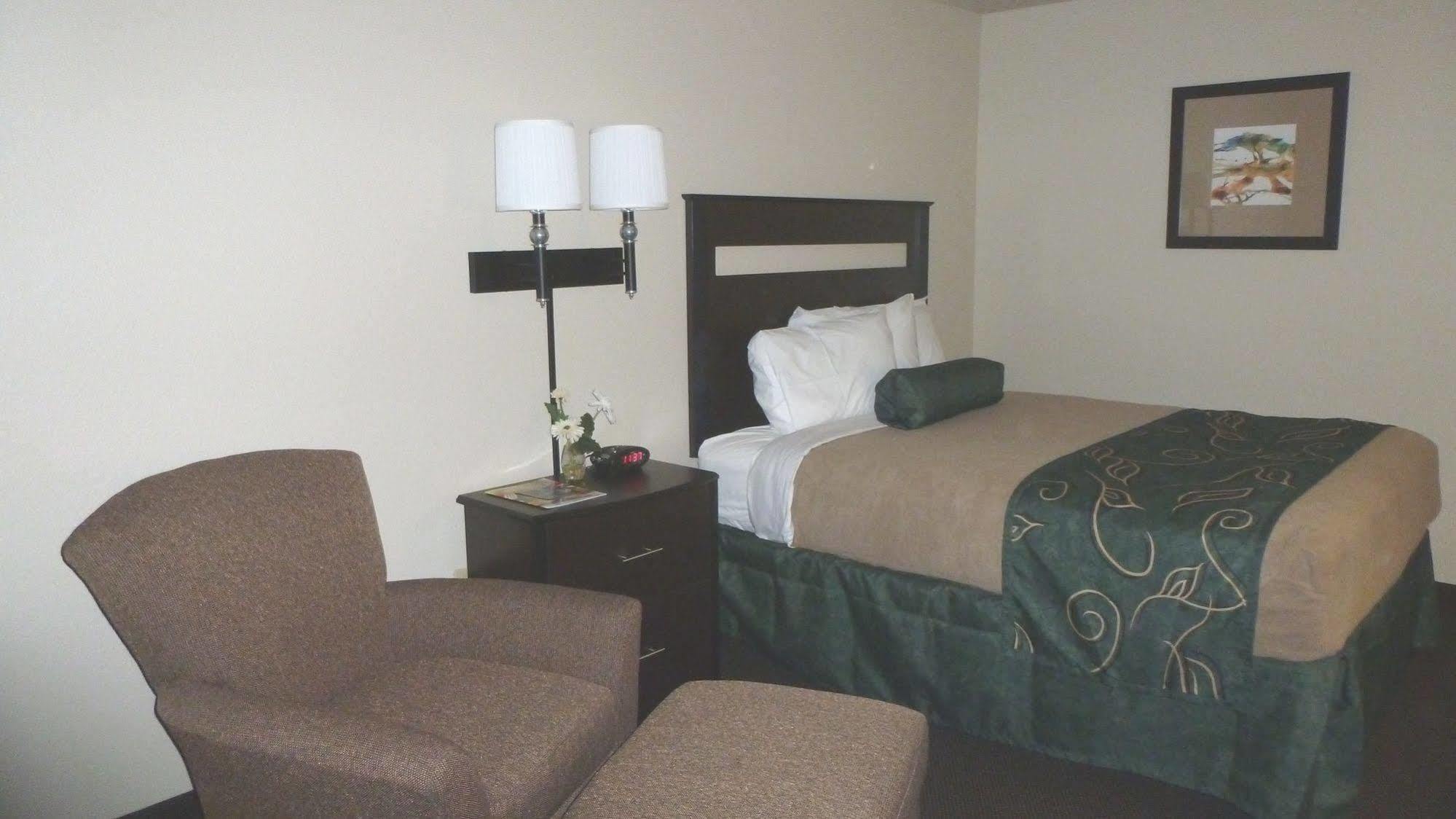 Travelodge By Wyndham Jefferson City Zewnętrze zdjęcie